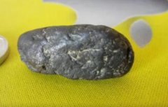 铁在体内的分布和吸收有什么特点?具有哪些生理功用?