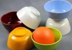 怎样鉴别有毒塑料制品?